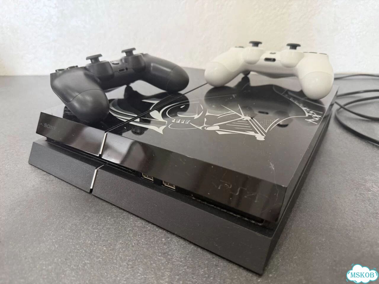 Playstation 4 1Tb Star Wars. Deluxe Edition фото 2