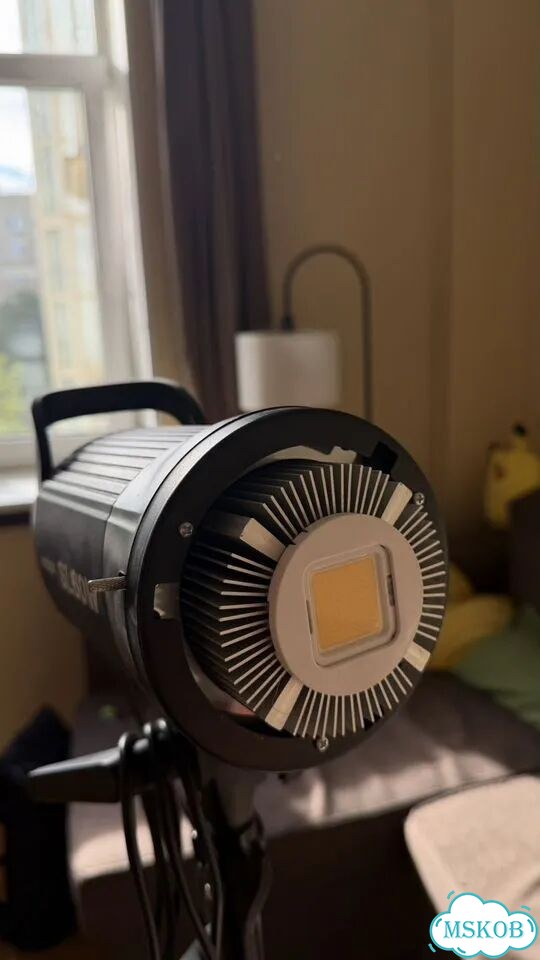 Свет godox sl60w фото 4