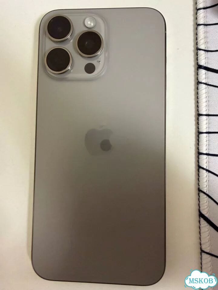 iPhone 15 Pro Max, 256 ГБ, SIM + eSIM фото 4