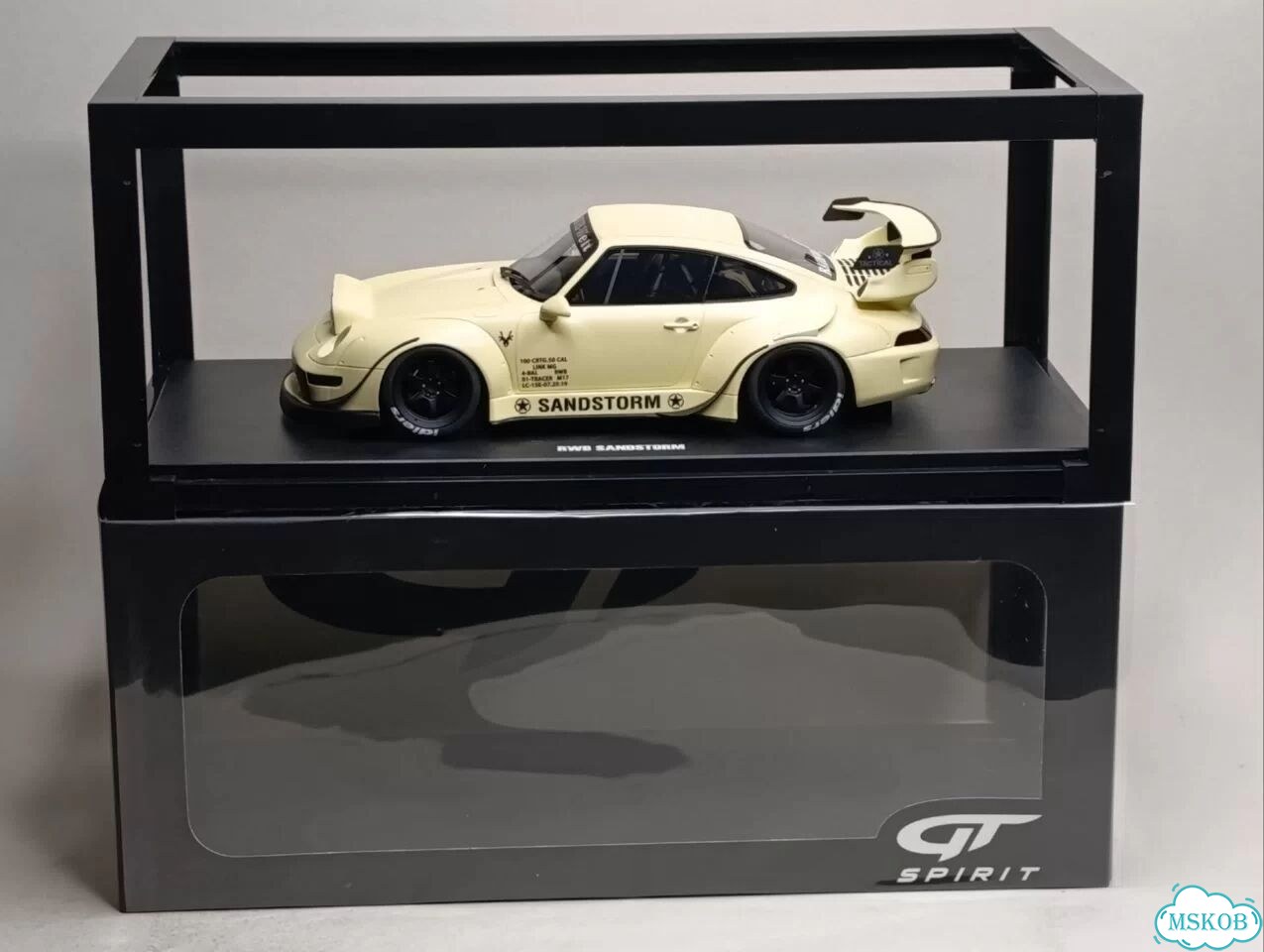 Porsche 911 (993) RWB Sandstorm 1:18 Gt Spirit фото 10