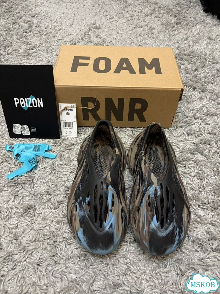 Adidas Yeezy Foam Runner фото 2