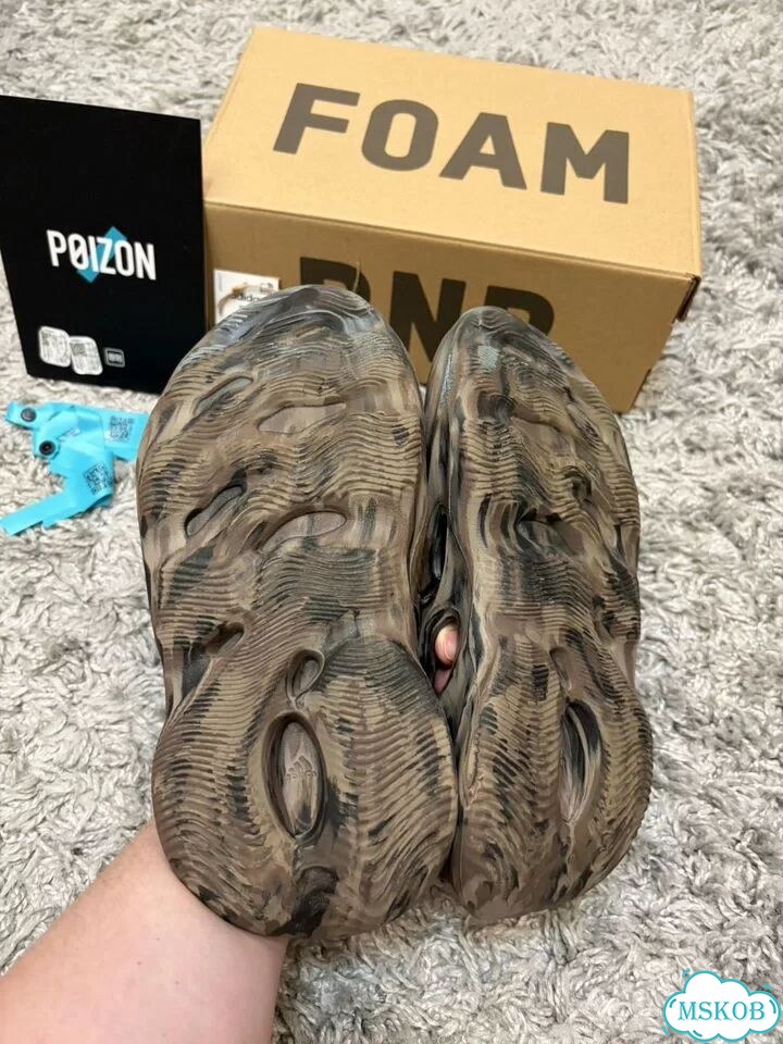 Adidas Yeezy Foam Runner фото 3