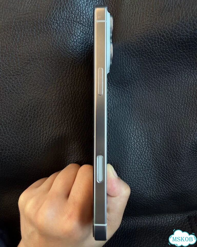 iPhone 16 Pro Max, 256 ГБ, SIM + eSIM фото 3