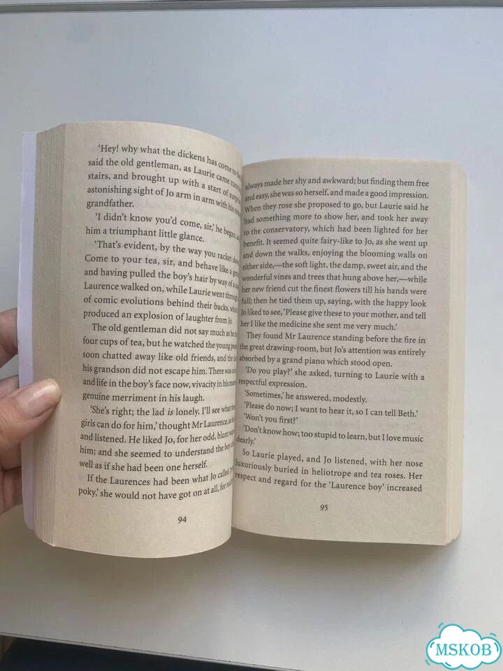 Книга little woman фото 2