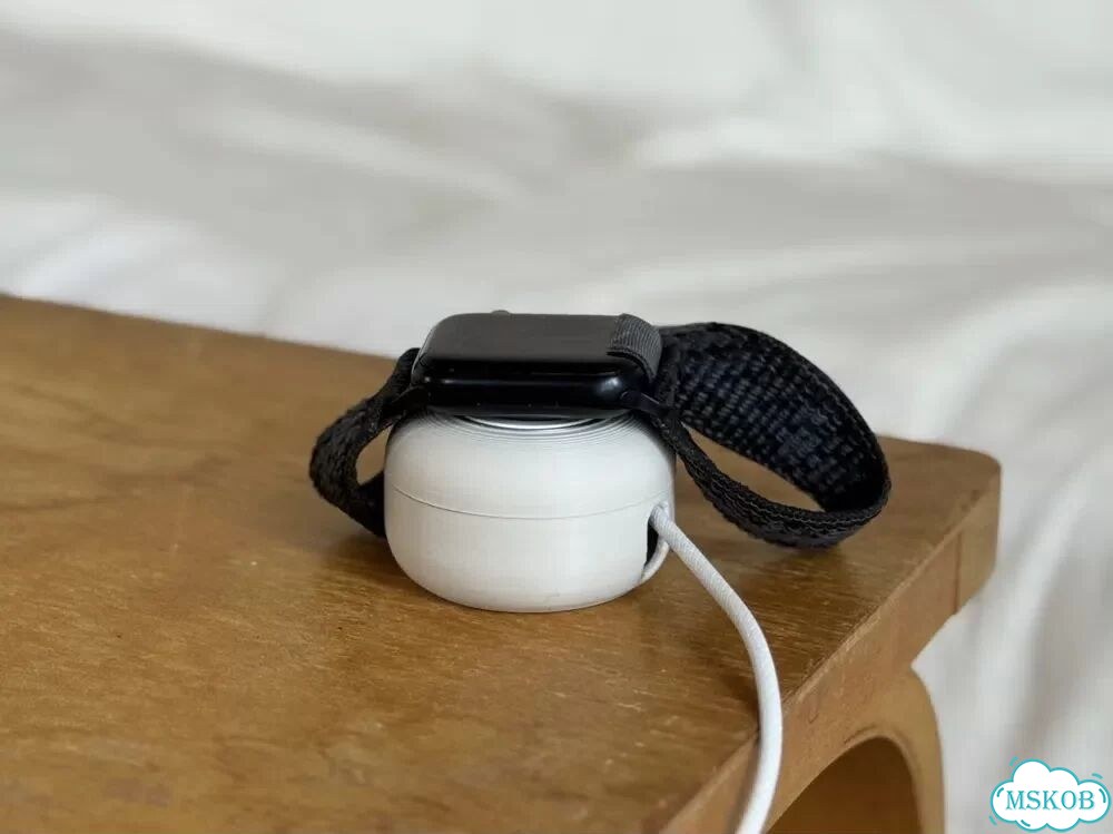 Органайзер для зарядного кабеля Apple Watch фото 3