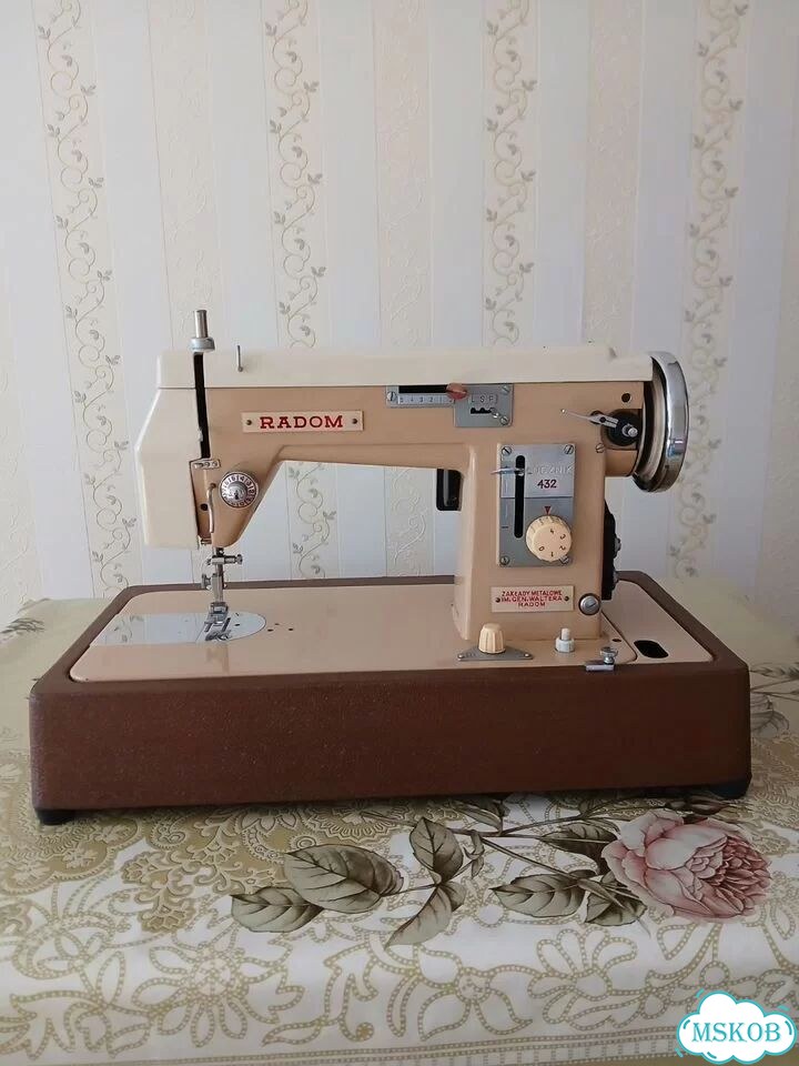 Швейная ручная машинка на запчасти фото 1