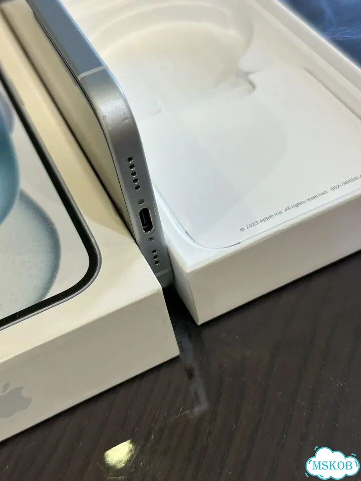 iPhone 15, 128 ГБ, SIM + eSIM фото 6