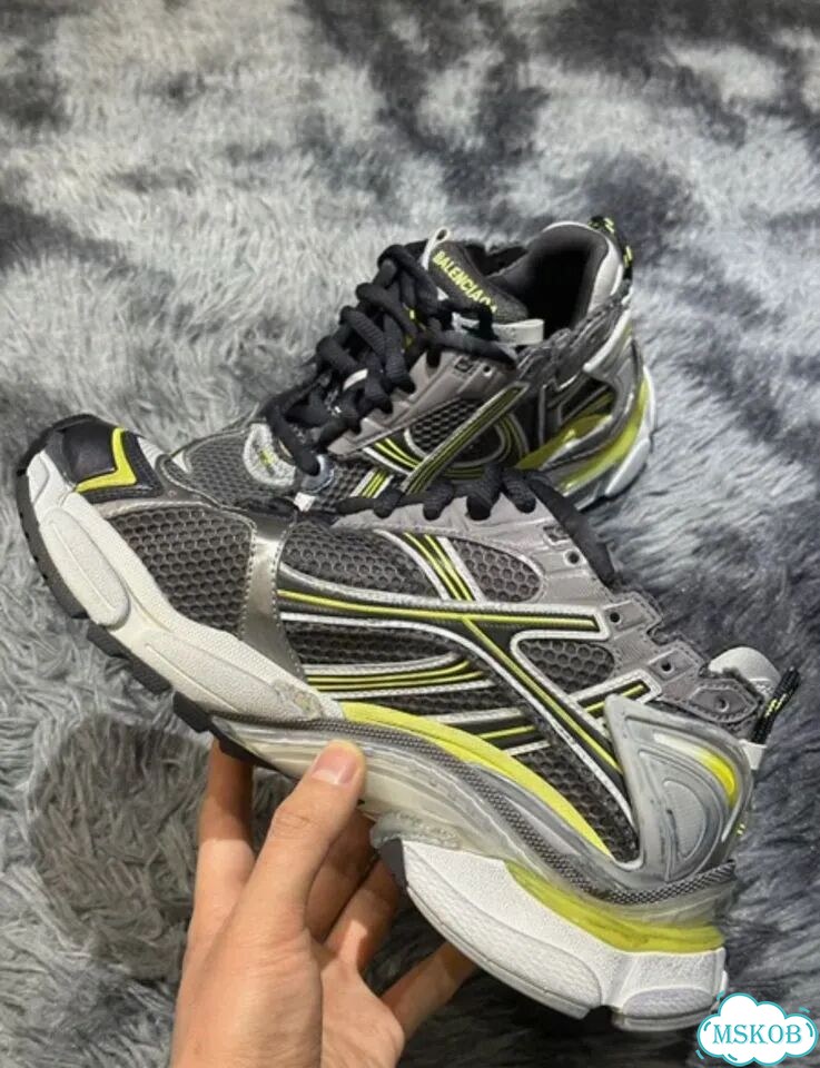 Balenciaga Runner 2.0 фото 5