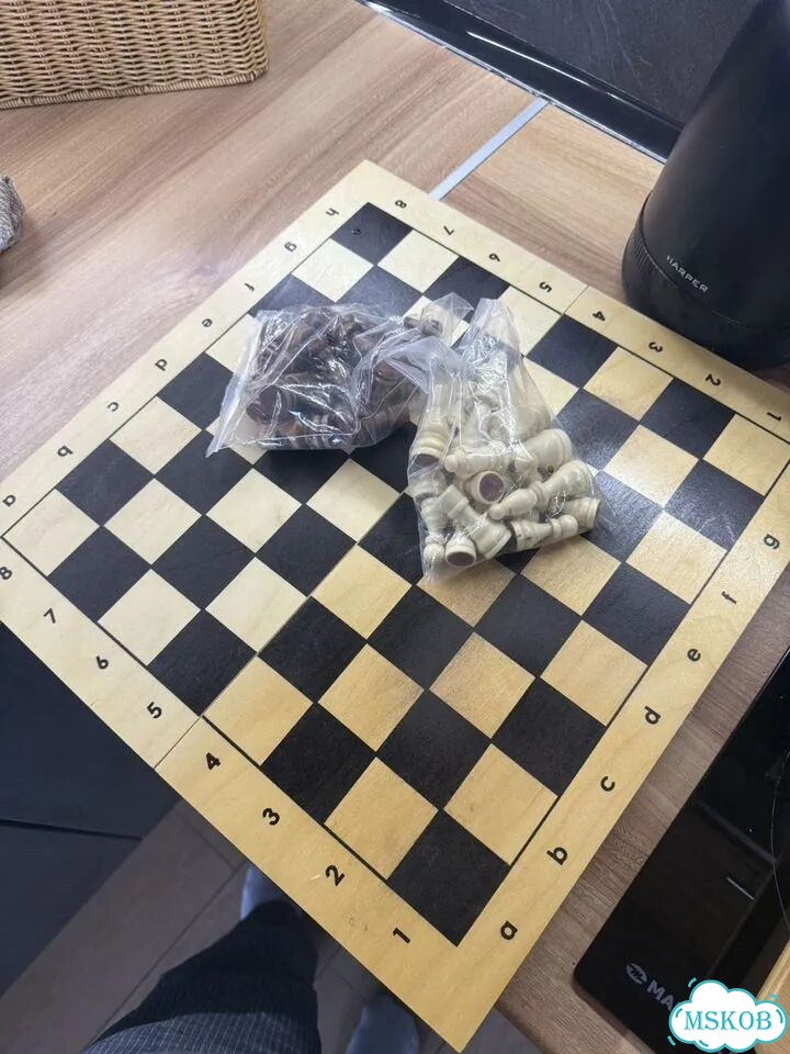 Шахматы деревянные фото 1