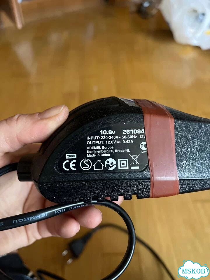 Зарядное устройство для dremel фото 2