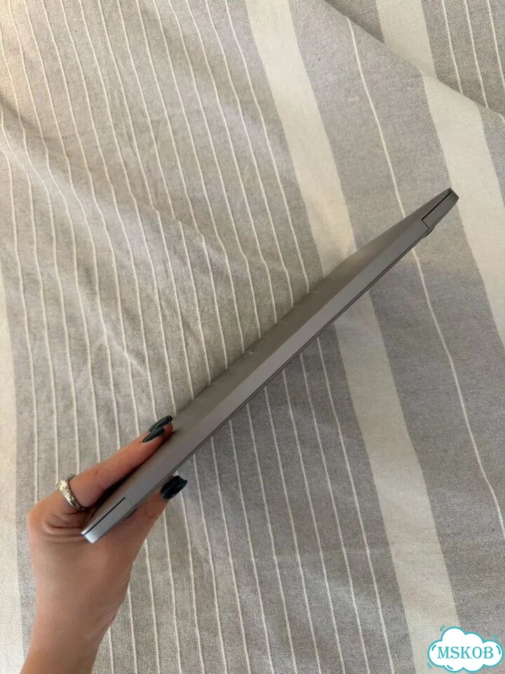 Macbook air 2020 фото 2