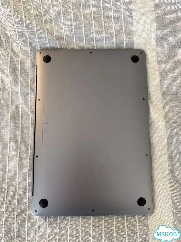 Macbook air 2020 фото 3