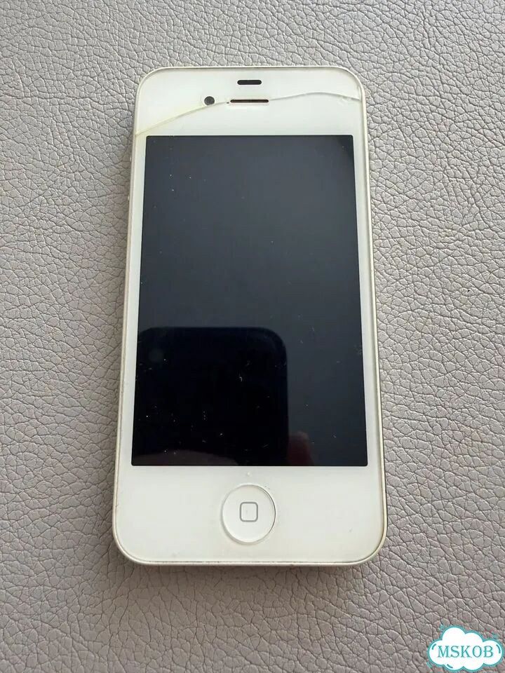 iPhone 4, 8 ГБ, 1 SIM фото 1