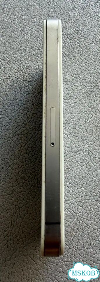 iPhone 4, 8 ГБ, 1 SIM фото 2