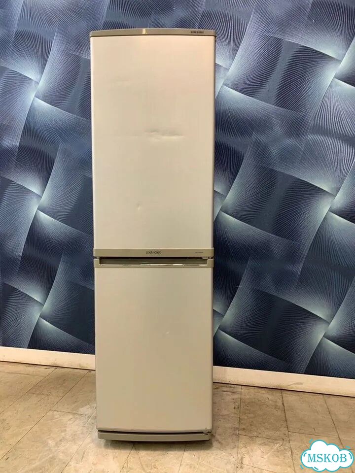 Холодильник бу фото 2