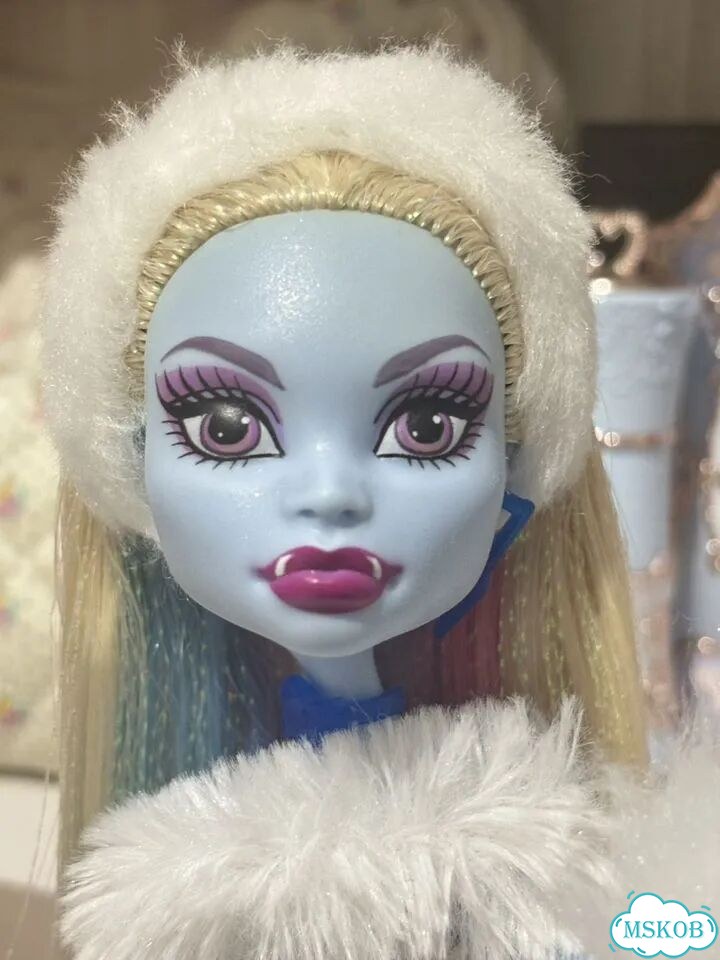 Эбби боминейбл базовая кукла monster hing фото 3
