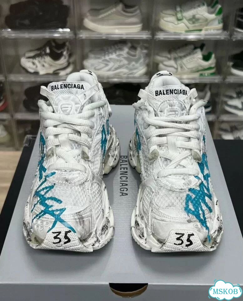 Balenciaga Runner Graffiti фото 4
