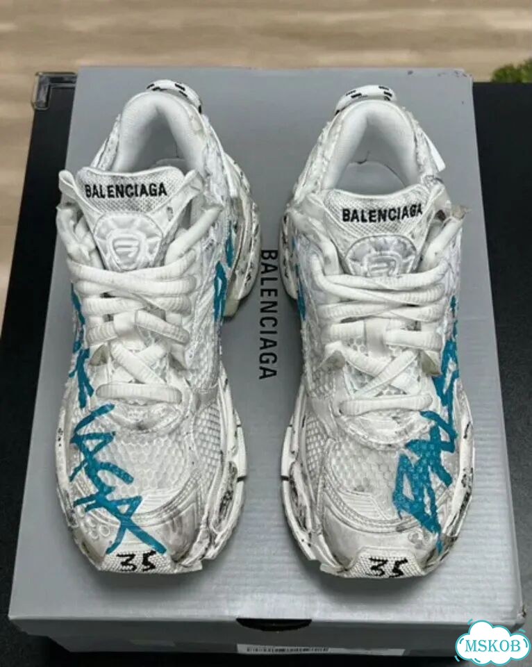 Balenciaga Runner Graffiti фото 5