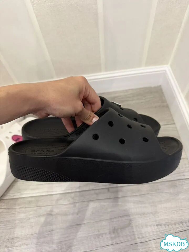Шлепки Crocs фото 6
