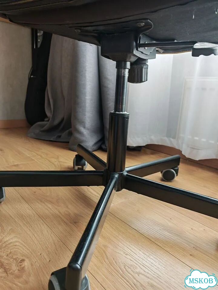 Компьютерное кресло IKEA фото 4