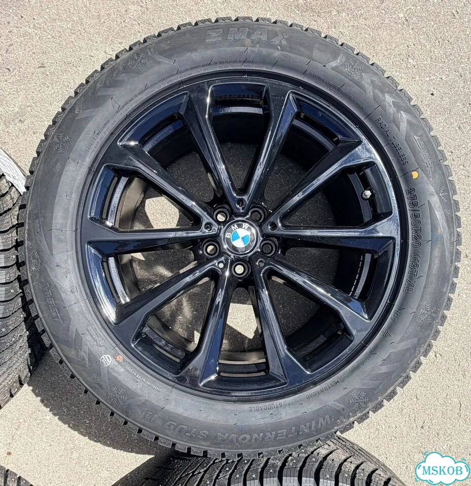 Комплект новых зимних шин на оригин. дисках BMW фото 4