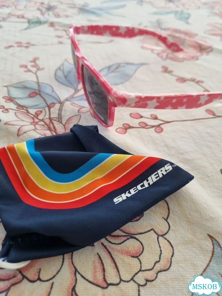Солнцезащитные очки skechers фото 2
