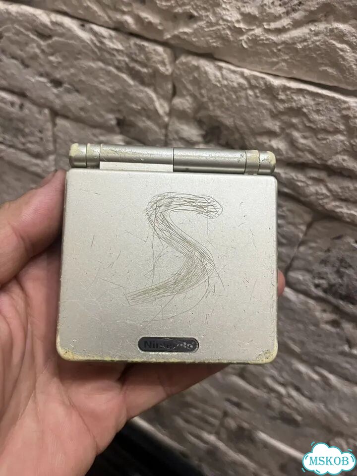 Gameboy advance sp фото 4