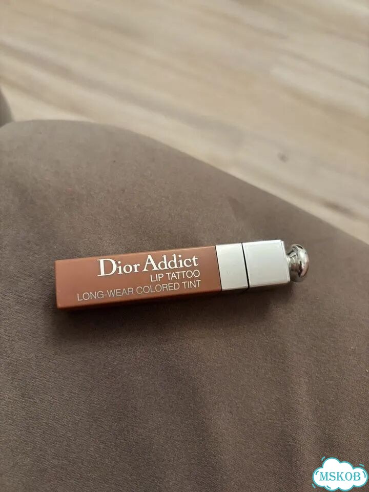Тинт помада dior б/у/ dior addict lip tattoo фото 1