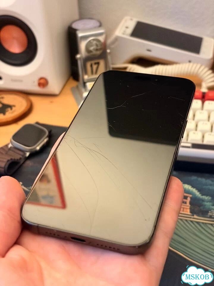 iPhone 15 Pro Max, 1 ТБ, SIM + eSIM фото 3