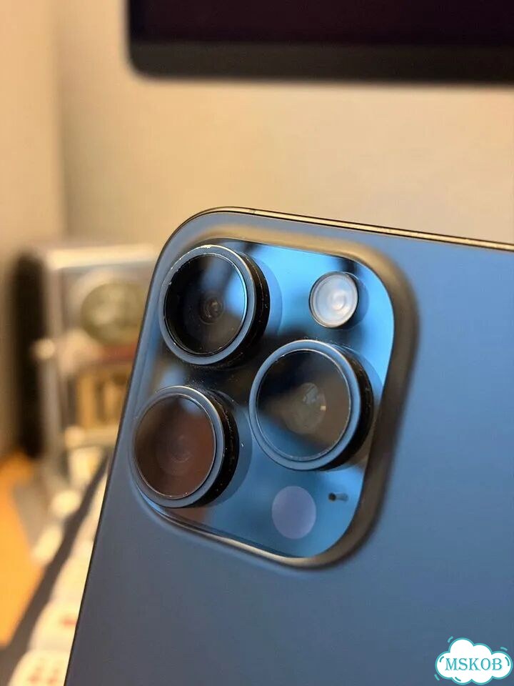 iPhone 15 Pro Max, 1 ТБ, SIM + eSIM фото 5