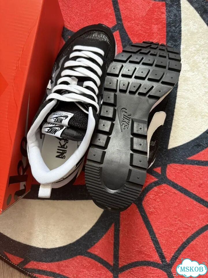 Кроссовки nike sacai vaporwaffle фото 4