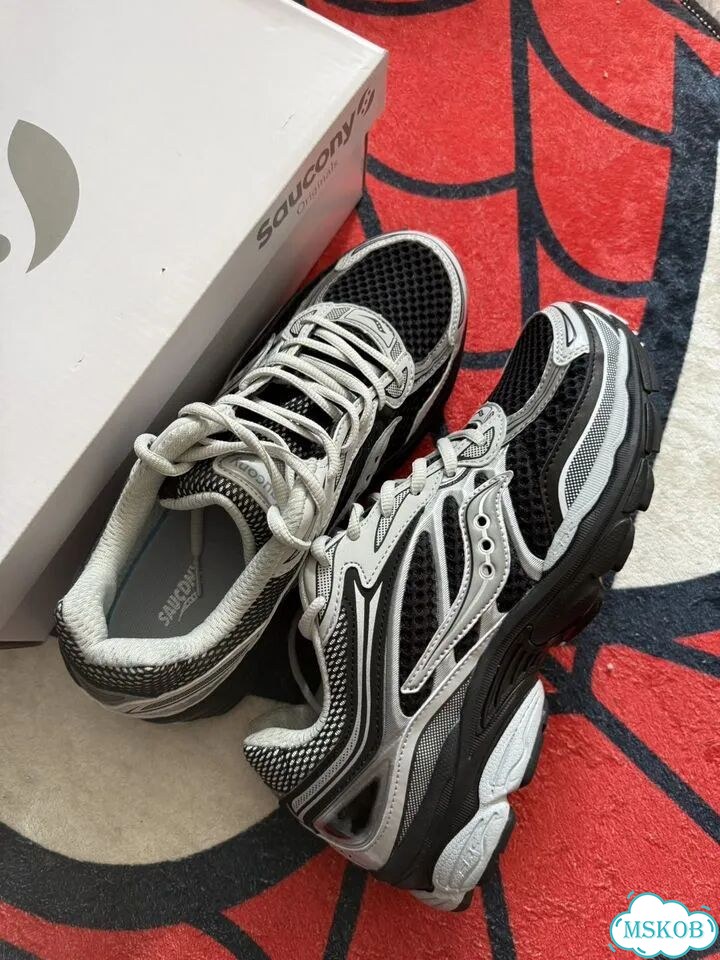 Кроссовки saucony pro grid omni 9 фото 1