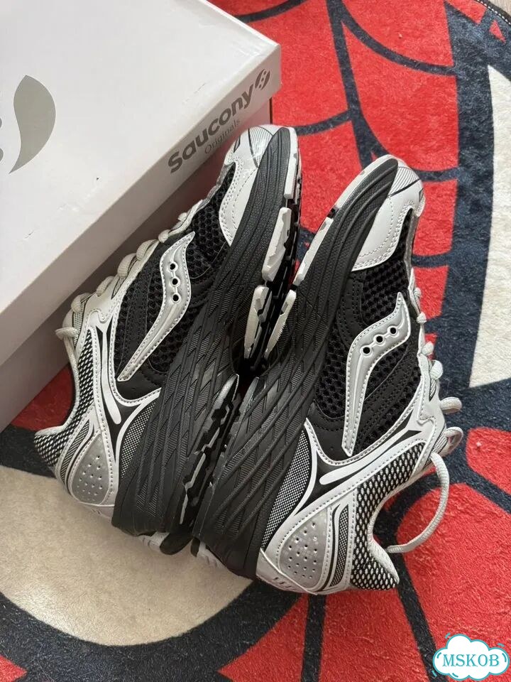 Кроссовки saucony pro grid omni 9 фото 3
