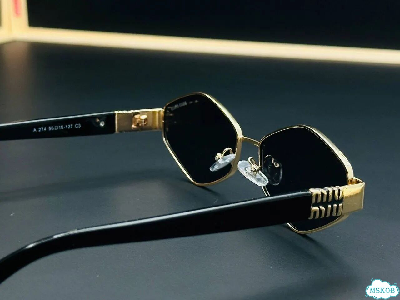 Солнцезащитные очки женские miu miu фото 7