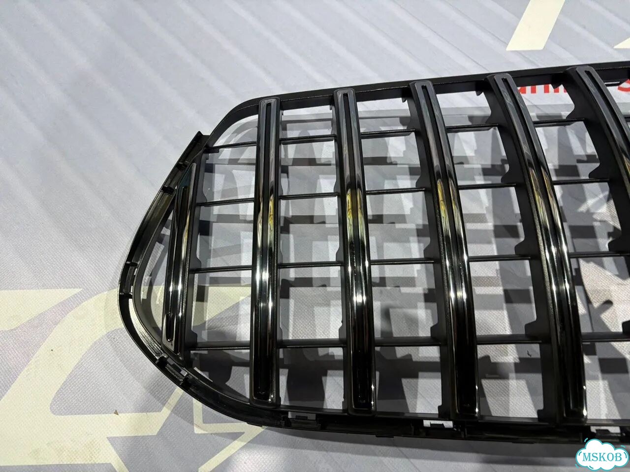 Решетка радиатораa Mercedes W167 GLE в стиле GT фото 2