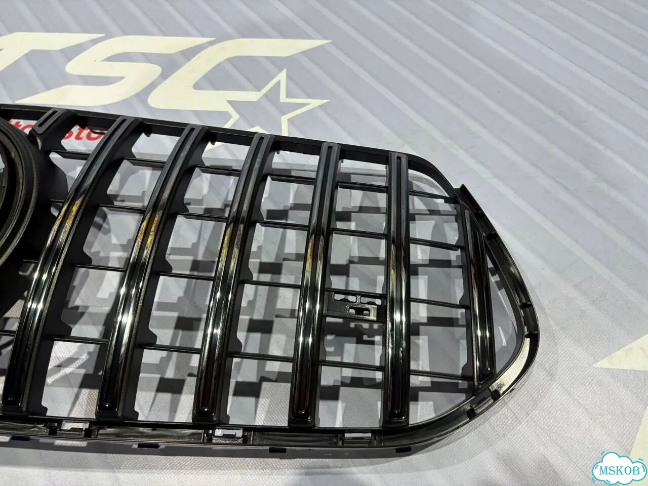 Решетка радиатораa Mercedes W167 GLE в стиле GT фото 5