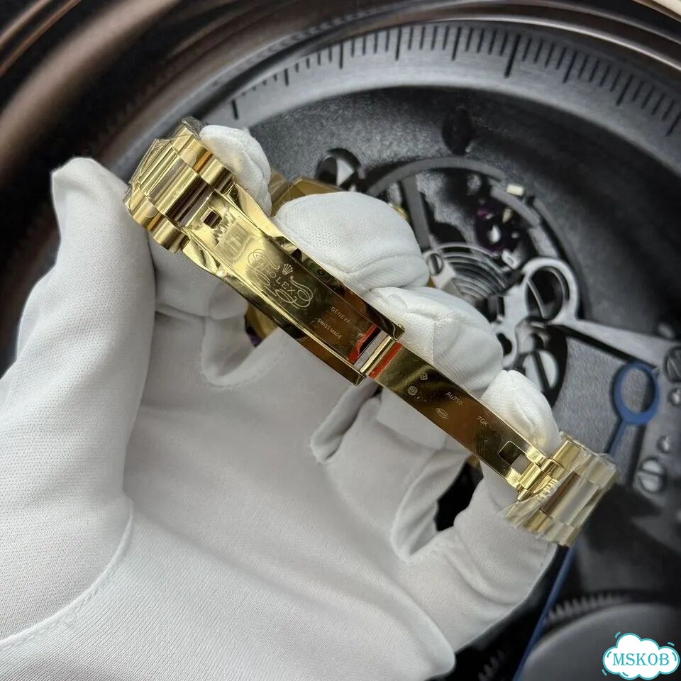 Rolex Day-Date 40 228238 фото 8
