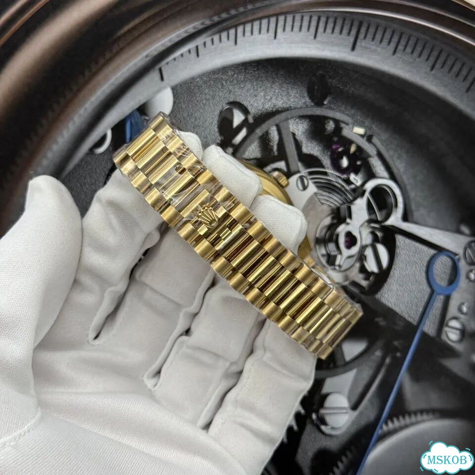 Rolex Day-Date 40 228238 фото 9