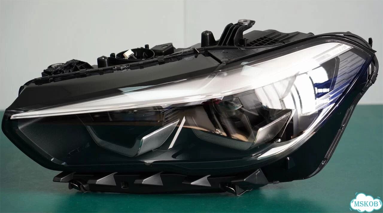 Передняя левая фара базовая модель BMW G05 фото 2
