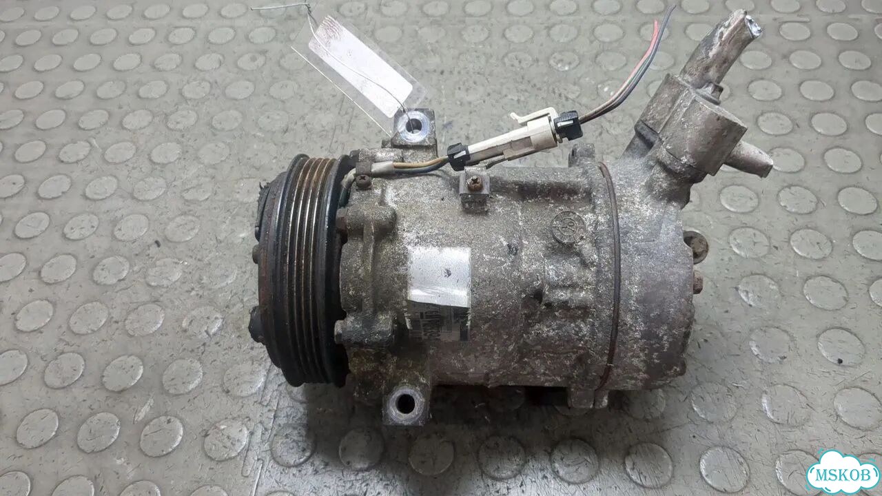Компрессор кондиционера Saab 9-3 фото 1