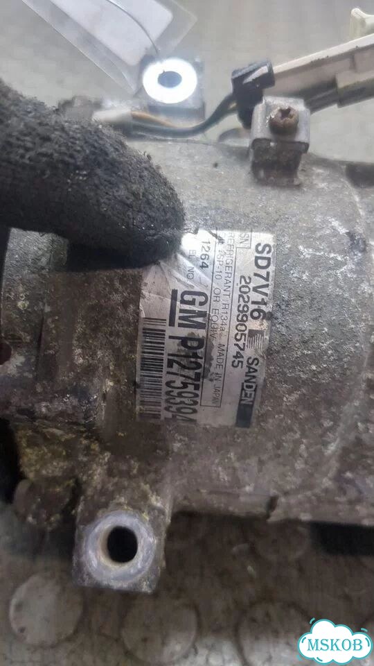 Компрессор кондиционера Saab 9-3 фото 3