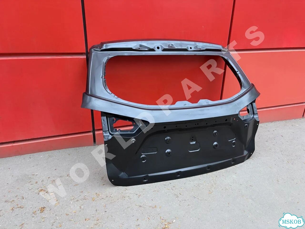 Крышка багажника Geely Atlas 16-22 фото 4