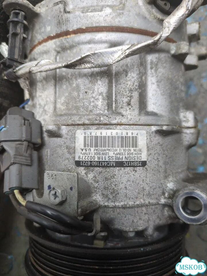 Компрессор кондиционера Chrysler 200 фото 4