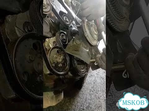Бампер передний Jeep Liberty фото 2