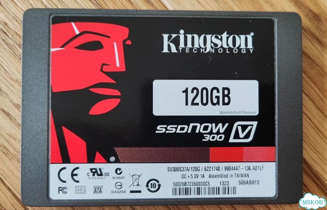 SSD Kingston 120 gb 2.5 SATA v300 фото 1