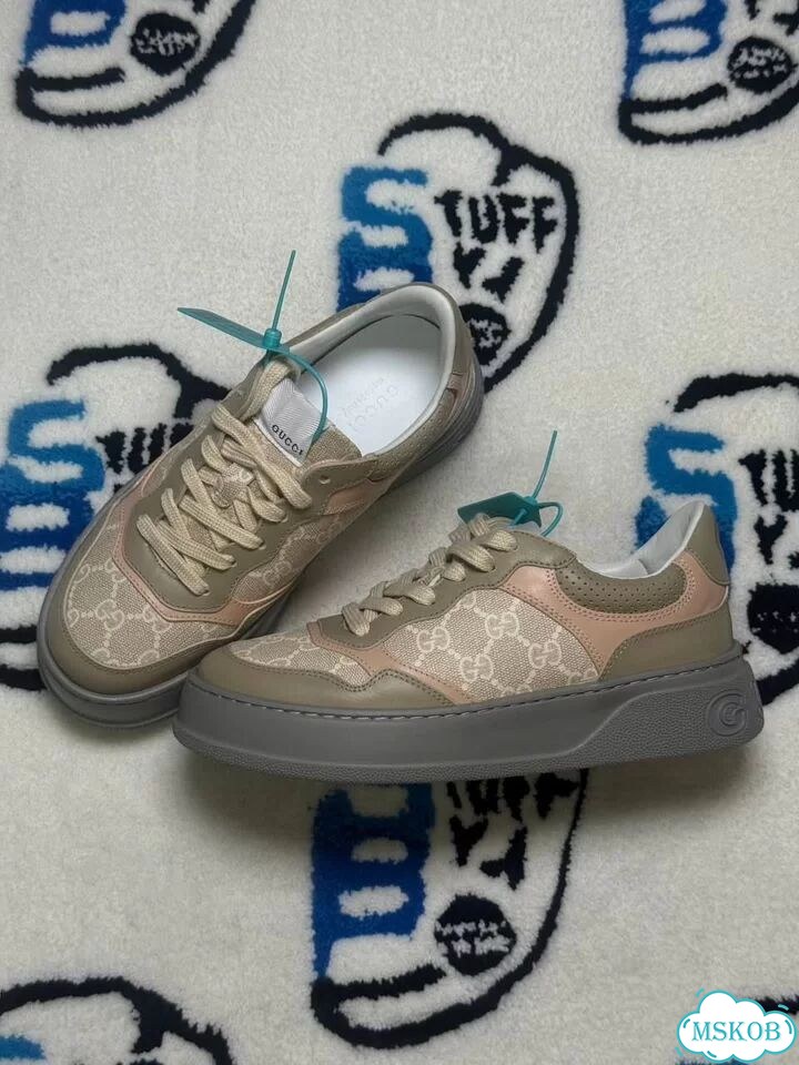 Gucci Chunky B Оригинал фото 1