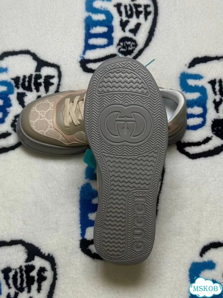 Gucci Chunky B Оригинал фото 2