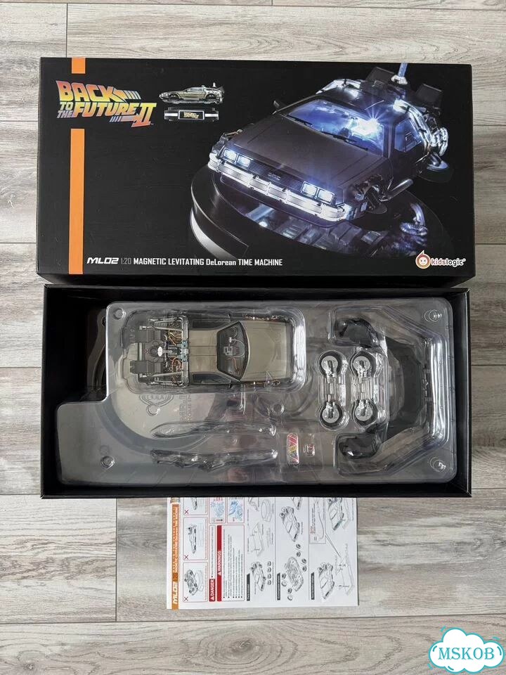 Magnetic Levitating DeLorean Time Machine фото 6