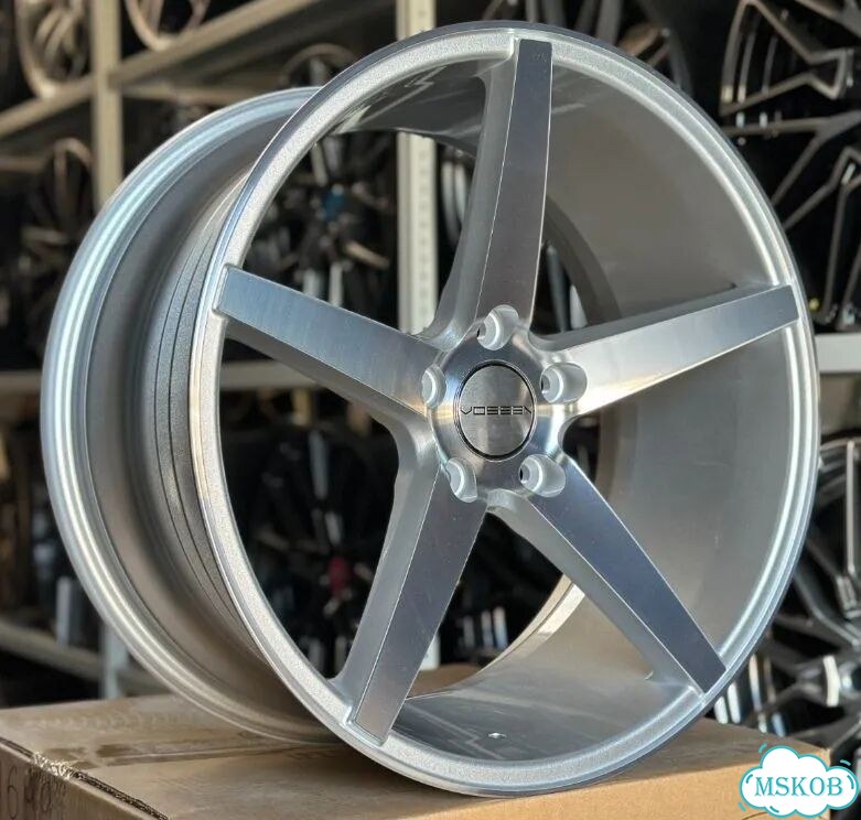 Литые диски Vossen VPS-303 8.5×R18 5×114.3 фото 1