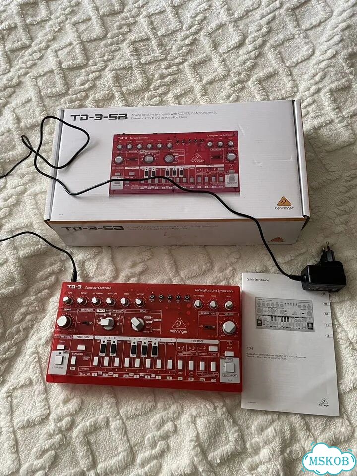 Behringer TD-3-SB (почти новый) — Продаю фото 2
